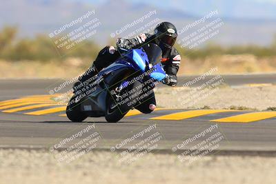 media/Oct-09-2022-SoCal Trackdays (Sun) [[95640aeeb6]]/Turn 15 (150pm)/